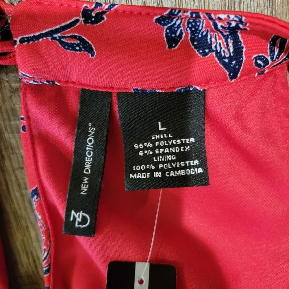 New Directions Red Cut Out Pleated Jumpsuit - Picture 15 of 15